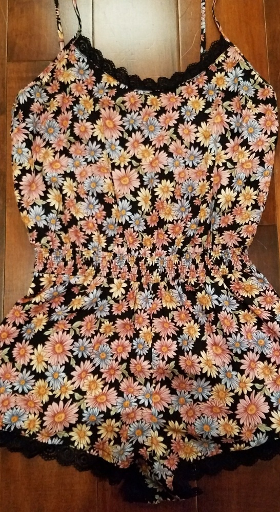 Forever 21 Floral Romper with lace trimming